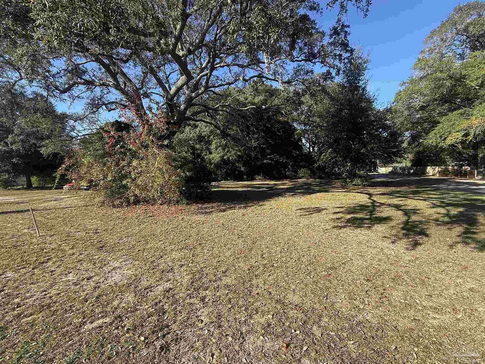 0.24 Acres of Residential Land for Sale in Milton, Florida