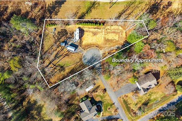 0.97 Acres of Residential Land for Sale in Fairview, North Carolina