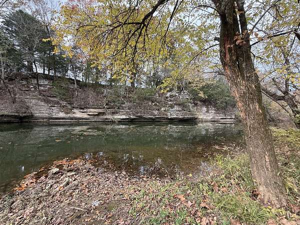 14.3 Acres of Recreational Land with Home for Sale in Lebanon, Tennessee