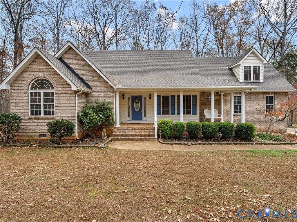 2 Acres of Residential Land with Home for Sale in Amelia Court House, Virginia