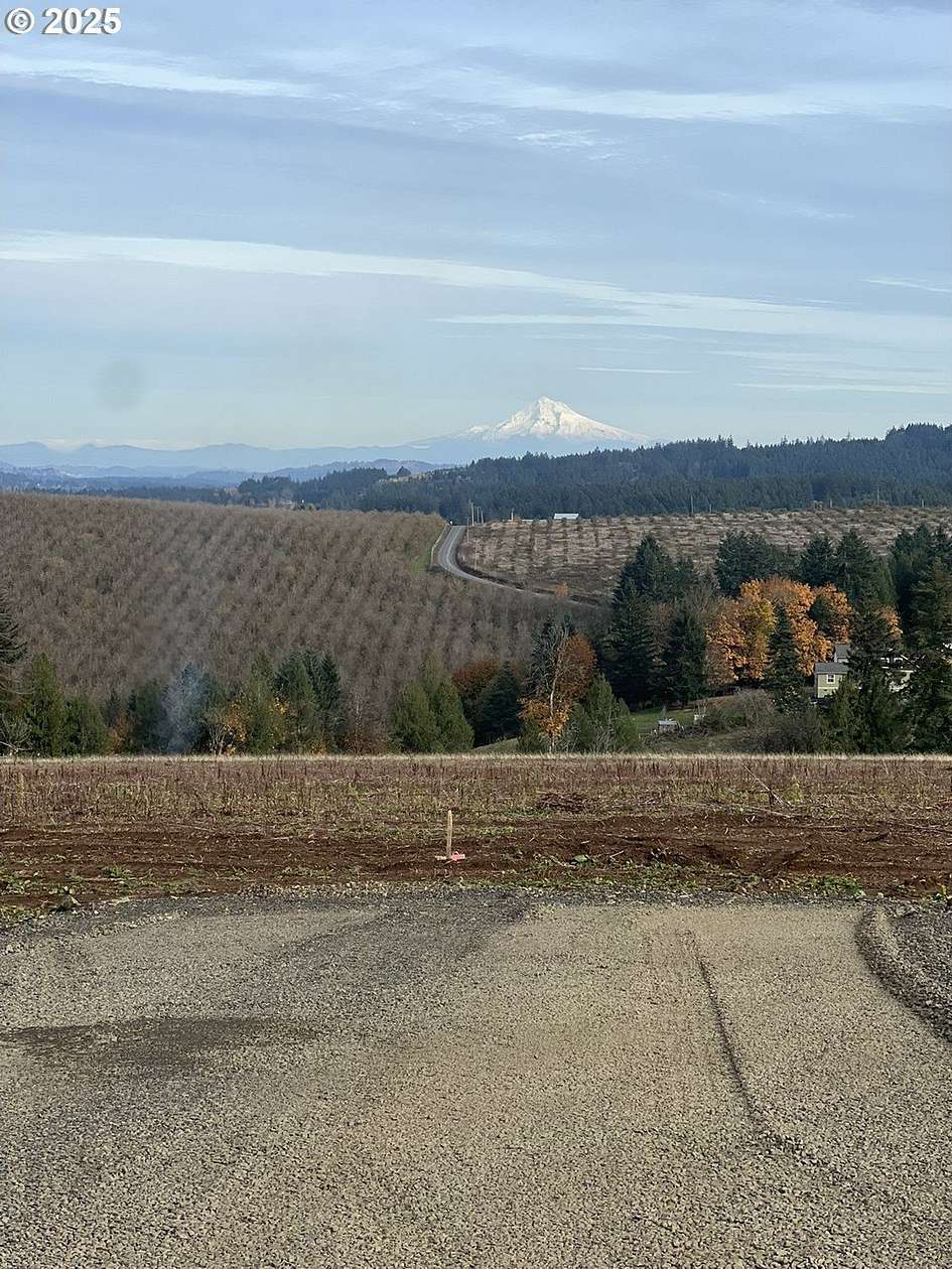 10.1 Acres of Land for Sale in Newberg, Oregon