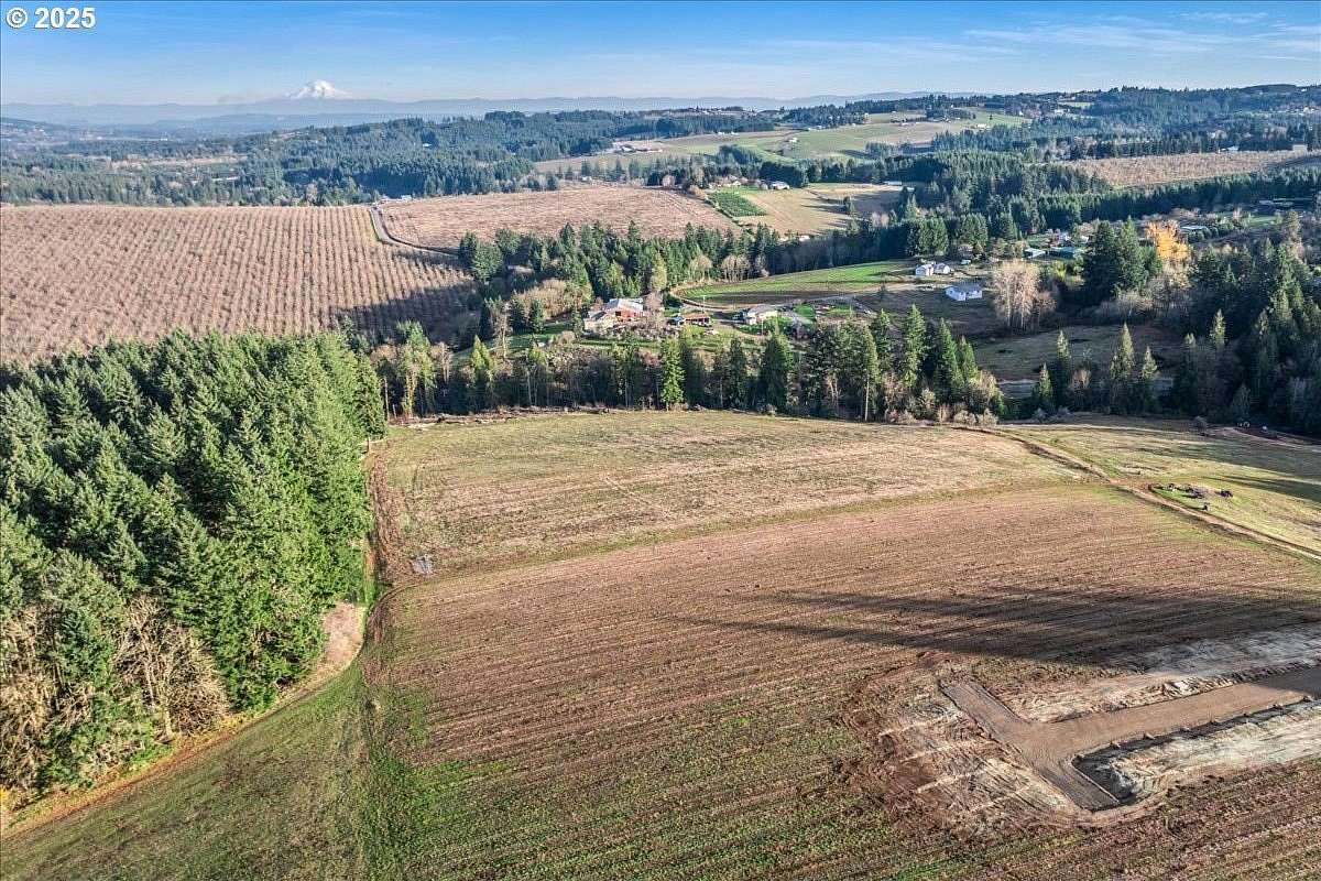 10.1 Acres of Land for Sale in Newberg, Oregon