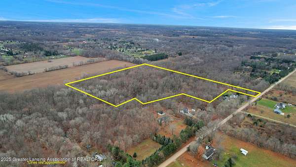 14.2 Acres of Recreational Land for Sale in Fowlerville, Michigan