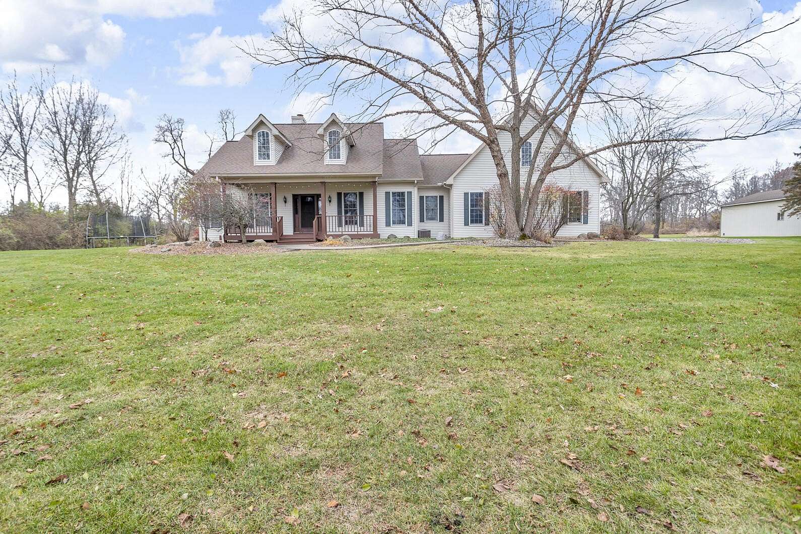 5 Acres of Residential Land with Home for Sale in Jackson, Michigan