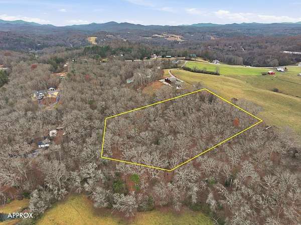 5 Acres of Land for Sale in Blue Ridge, Georgia