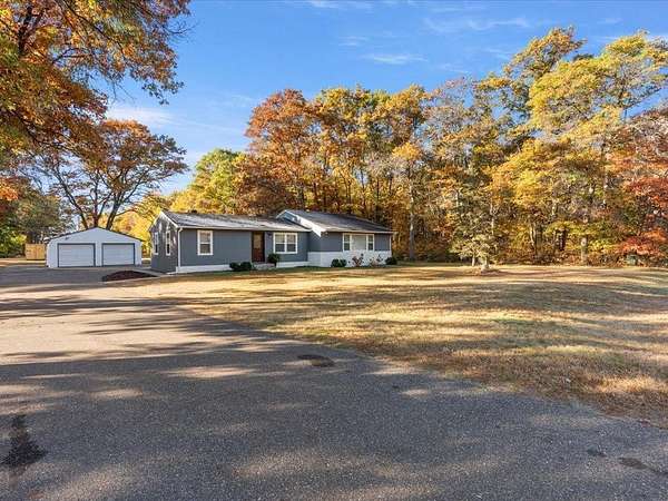 2.23 Acres of Residential Land with Home for Sale in Brainerd, Minnesota