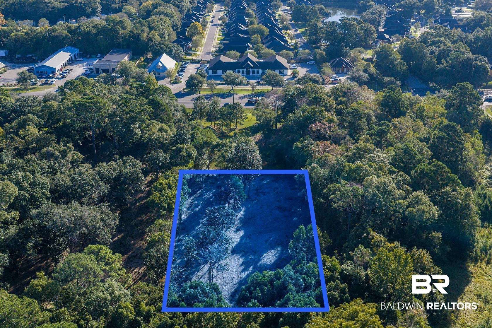 1 Acre of Residential Land for Sale in Fairhope, Alabama