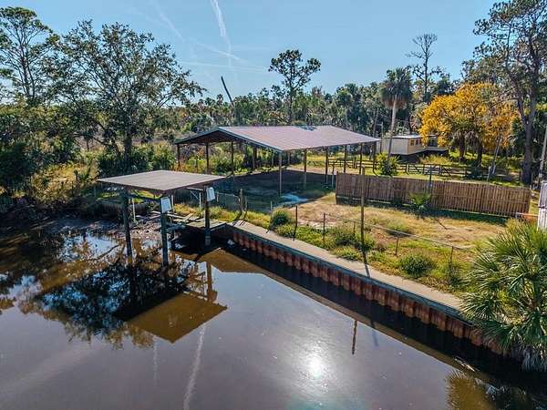 0.27 Acres of Land for Sale in Suwannee, Florida