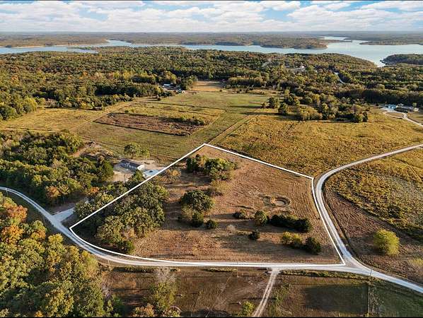 5 Acres of Land for Sale in Wheatland, Missouri