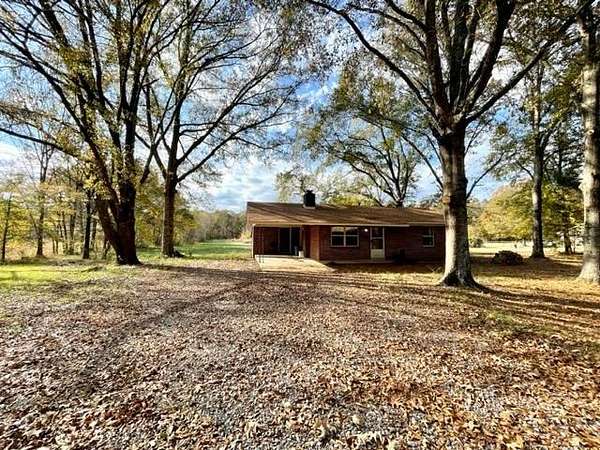 5 Acres of Residential Land with Home for Sale in Sallis, Mississippi