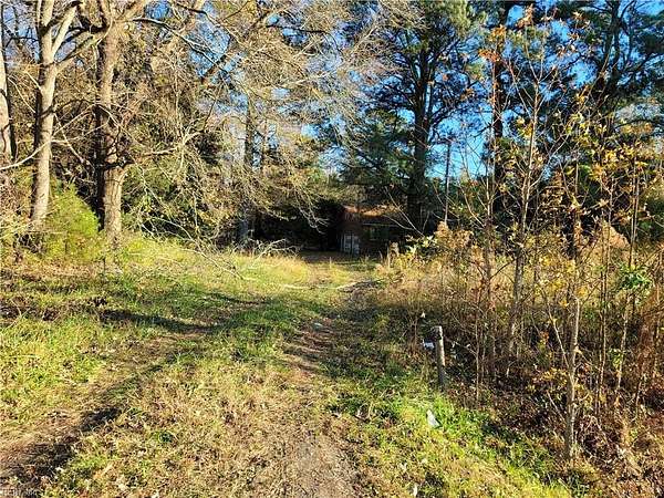 5.32 Acres of Mixed-Use Land for Sale in Suffolk, Virginia