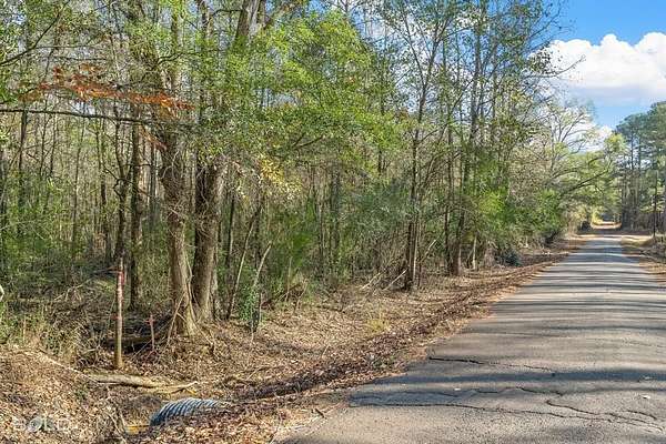 1.68 Acres of Residential Land for Sale in Plain Dealing, Louisiana