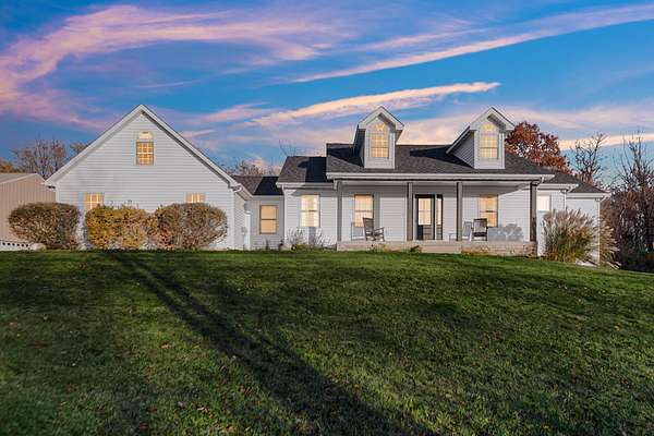 2.75 Acres of Residential Land with Home for Sale in Valparaiso, Indiana