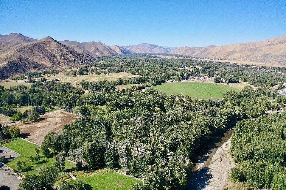 14.1 Acres of Land for Sale in Bellevue, Idaho