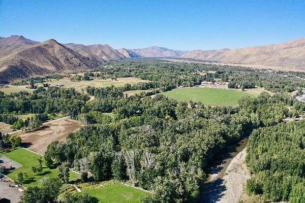 14.1 Acres of Land for Sale in Bellevue, Idaho