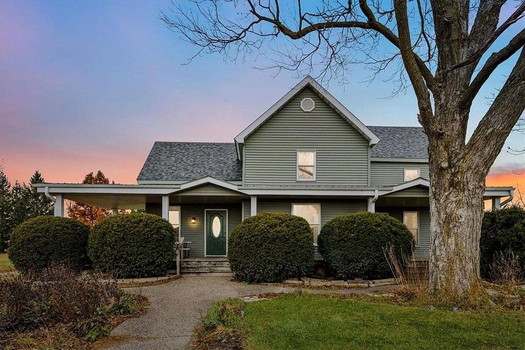 2.7 Acres of Residential Land with Home for Sale in Mount Vernon, Iowa