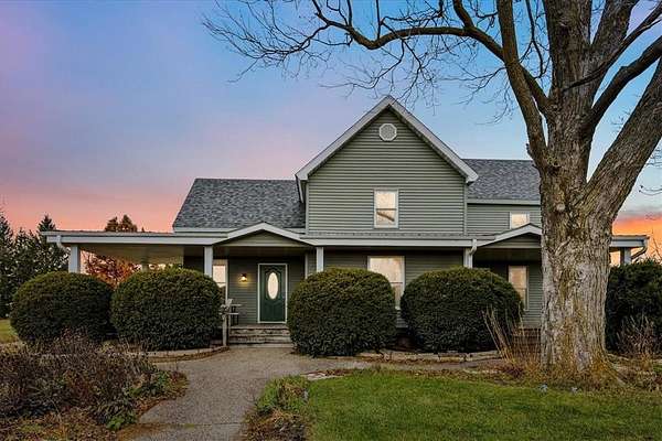 2.7 Acres of Residential Land with Home for Sale in Mount Vernon, Iowa