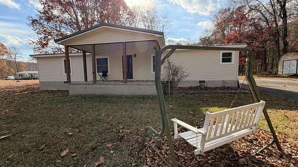 2.77 Acres of Residential Land with Home for Sale in Graysville, Tennessee