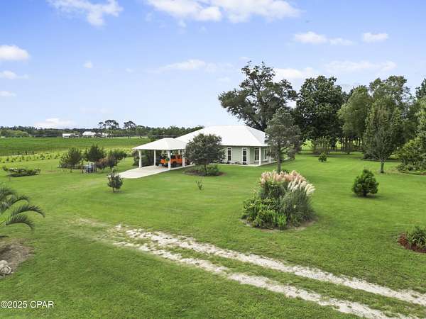 12 Acres of Land with Home for Sale in Greenwood, Florida