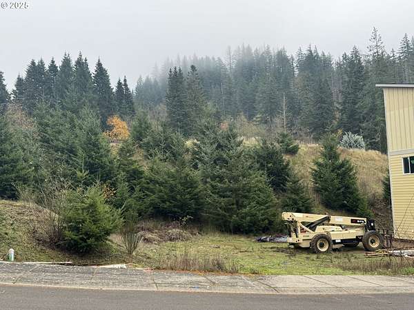 0.06 Acres of Land for Sale in Cascade Locks, Oregon