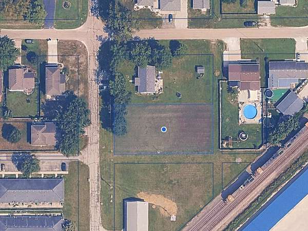 0.38 Acres of Commercial Land for Sale in Coal City, Illinois