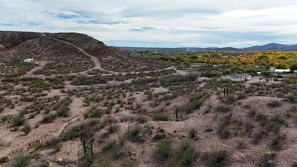 1 Acre of Residential Land for Sale in Duncan, Arizona