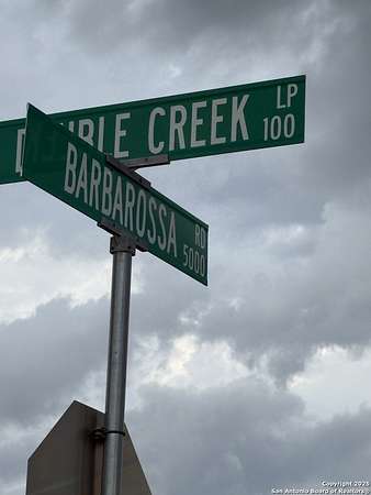 1 Acre of Residential Land for Sale in Seguin, Texas