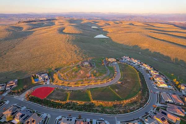 0.27 Acres of Residential Land for Sale in Madera, California