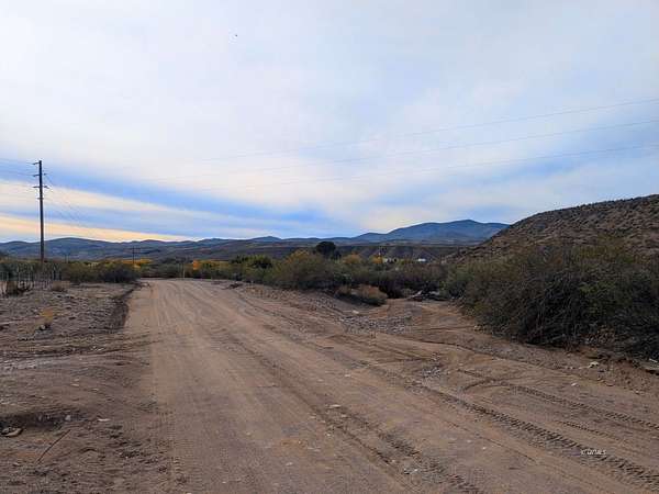 1 Acre of Residential Land for Sale in Duncan, Arizona