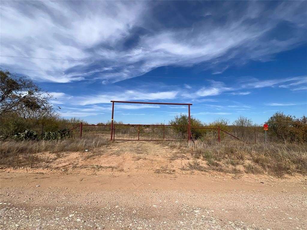 25 Acres of Land for Sale in Santa Anna, Texas