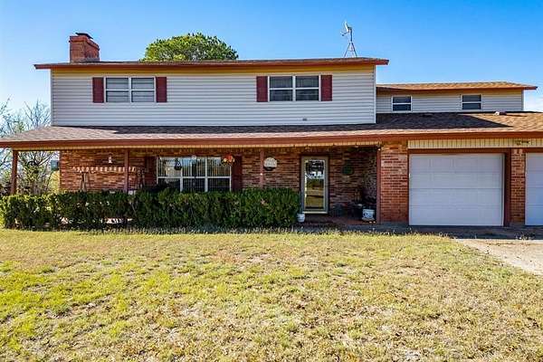 3.1 Acres of Residential Land with Home for Sale in Abilene, Texas