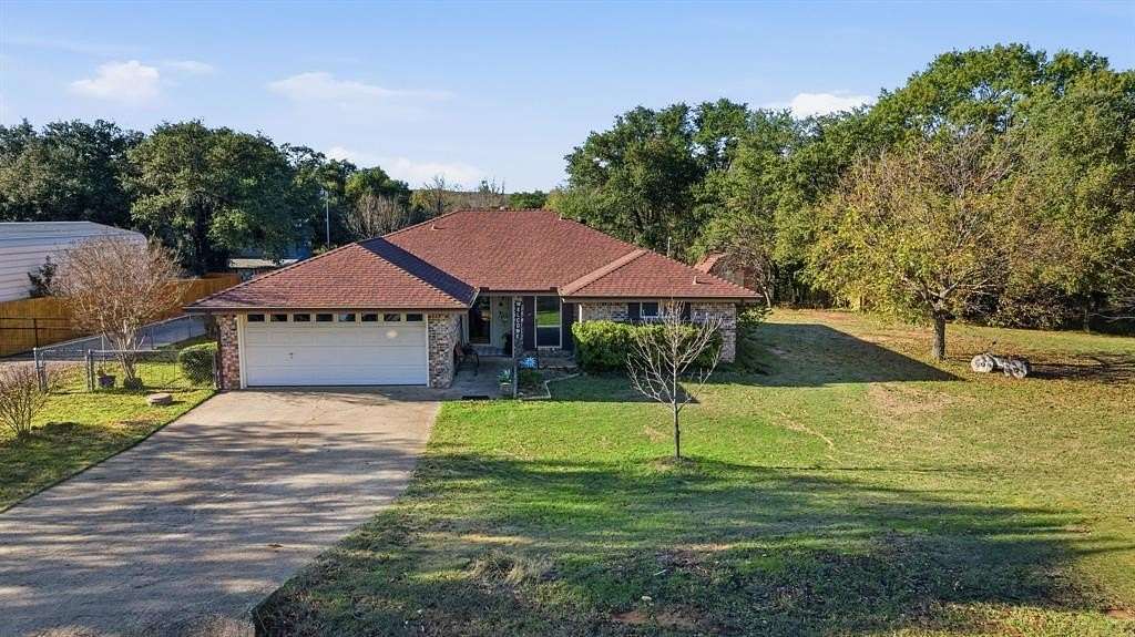 1.63 Acres of Residential Land with Home for Sale in Weatherford, Texas