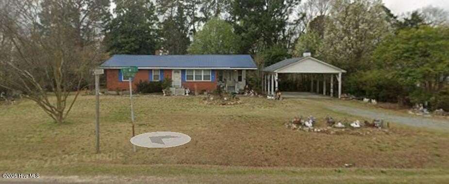 2 Acres of Residential Land with Home for Sale in Smithfield, North Carolina