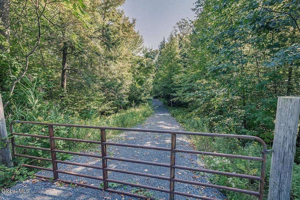 1.24 Acres of Residential Land for Sale in Gansevoort, New York