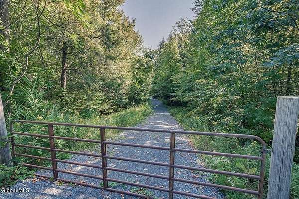 1.24 Acres of Residential Land for Sale in Gansevoort, New York