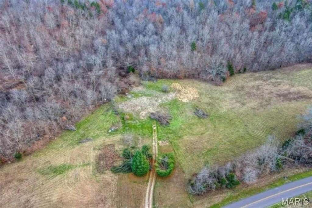 13.3 Acres of Agricultural Land for Sale in Ellington, Missouri