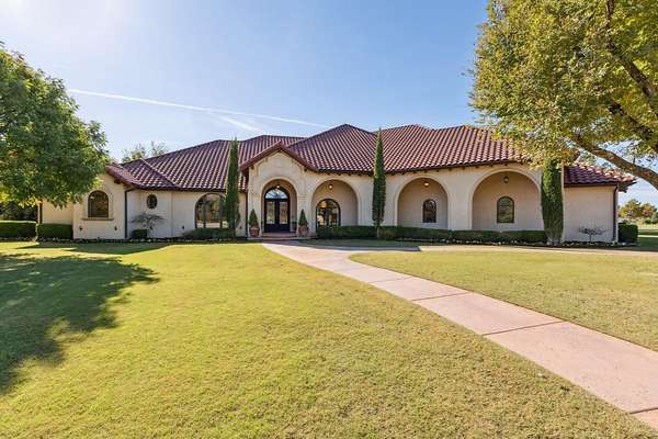 2 Acres of Residential Land with Home for Sale in Enid, Oklahoma