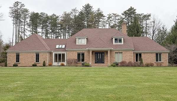 2 Acres of Residential Land with Home for Sale in Mansfield, Ohio