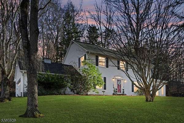 5.14 Acres of Residential Land with Home for Sale in Fredon Township, New Jersey