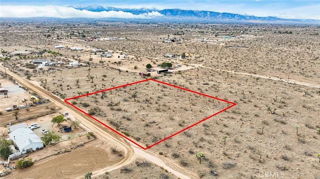 2.32 Acres of Residential Land for Sale in Phelan, California