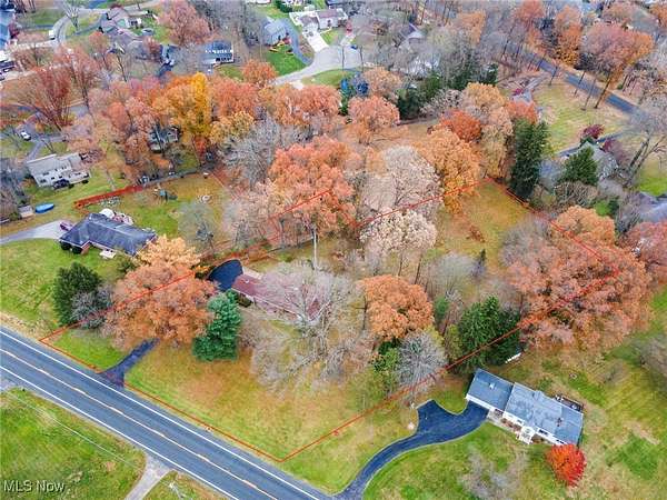 2 Acres of Residential Land with Home for Sale in Youngstown, Ohio