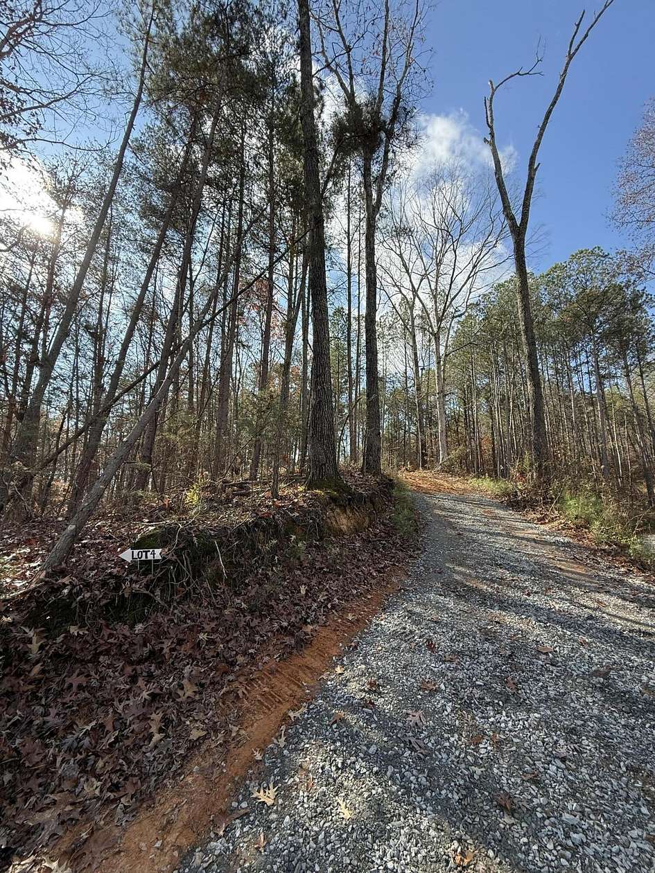 1.37 Acres of Residential Land for Sale in Benton, Tennessee