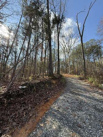 1.37 Acres of Residential Land for Sale in Benton, Tennessee