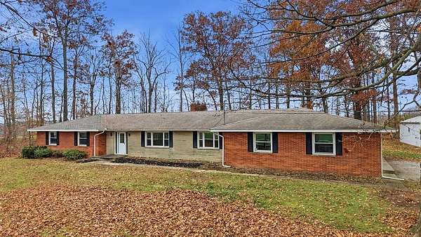 3.54 Acres of Residential Land with Home for Sale in Ashland, Ohio