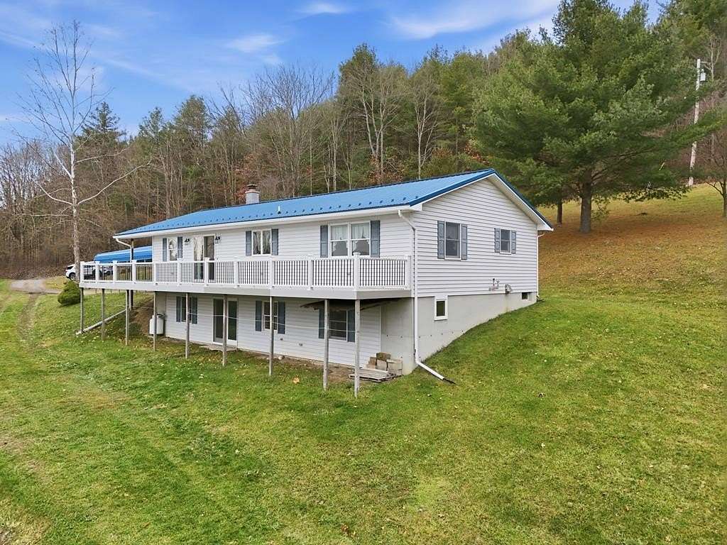 7.73 Acres of Residential Land with Home for Sale in Waverly, New York