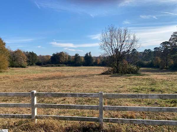 10 Acres of Agricultural Land for Sale in Laurens, South Carolina