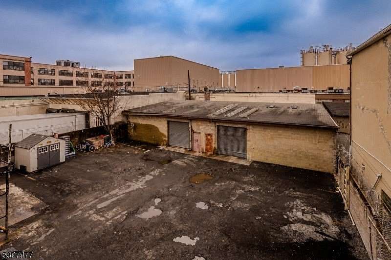 0.06 Acres of Mixed-Use Land for Sale in Newark, New Jersey
