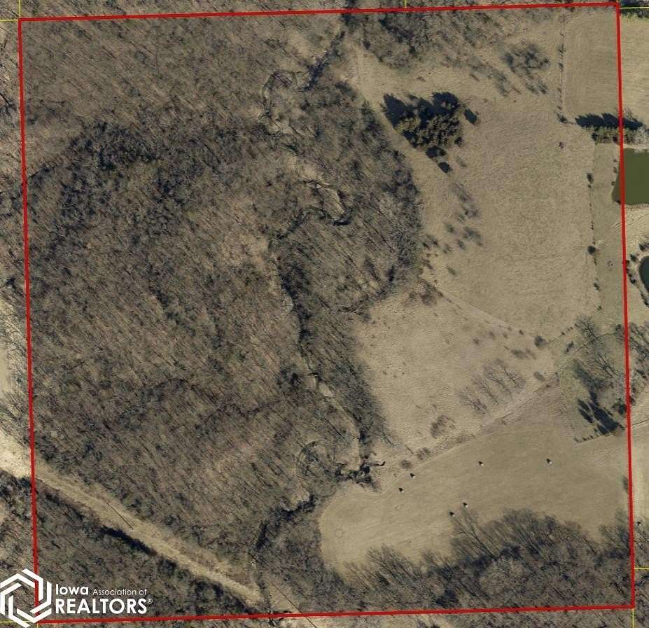 40 Acres of Land for Sale in Burlington, Iowa