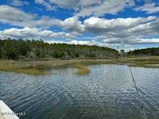 1.26 Acres of Residential Land for Sale in Newport, North Carolina