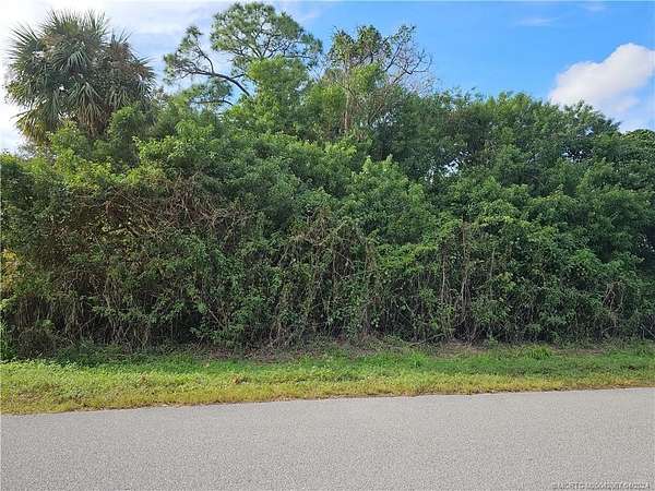 0.25 Acres of Residential Land for Sale in Vero Beach, Florida
